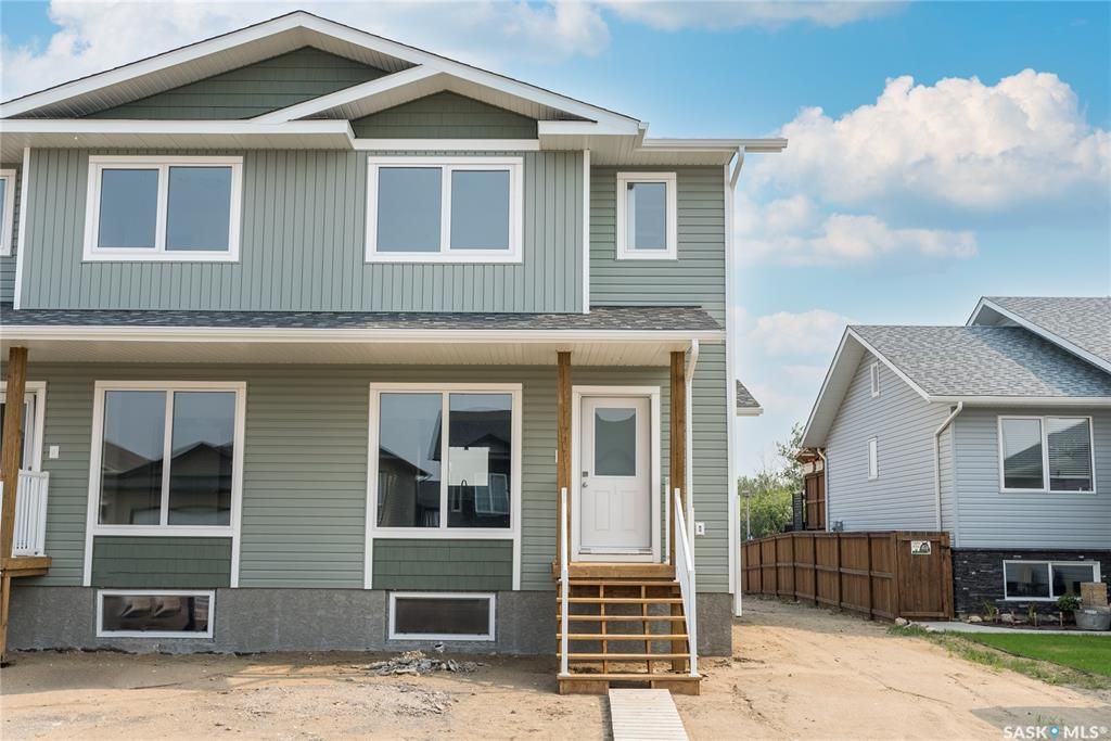 New property listed in Warman
