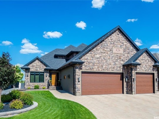 REDUCED!! 426 NICKLAUS DRIVE, WARMAN
